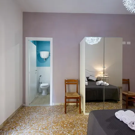 House Bonifacio Apartment *